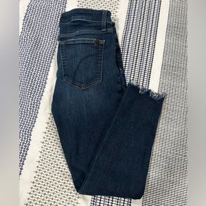 Joe’s Jeans frayed cropped Jeans